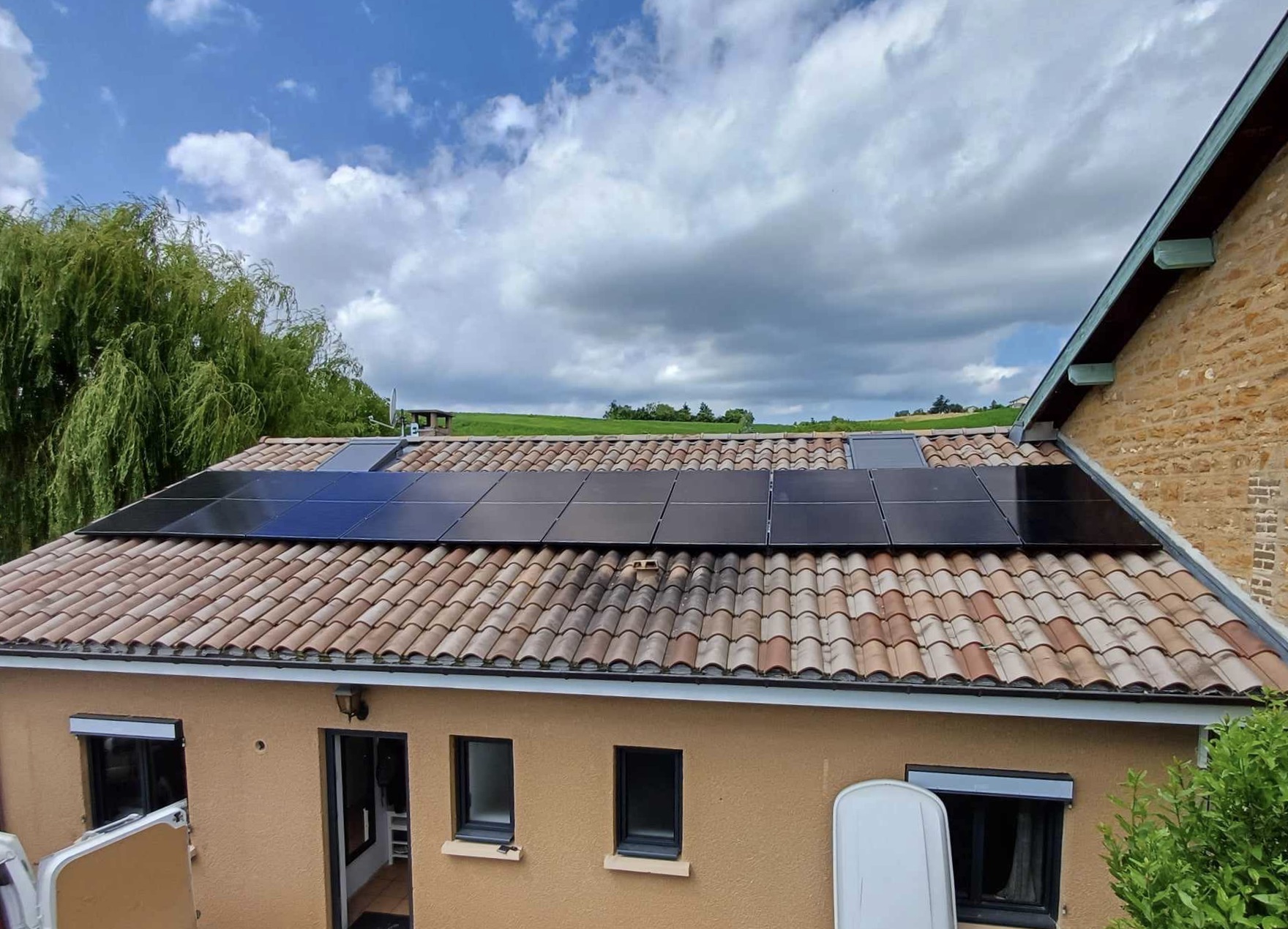 Installation solaire 69640